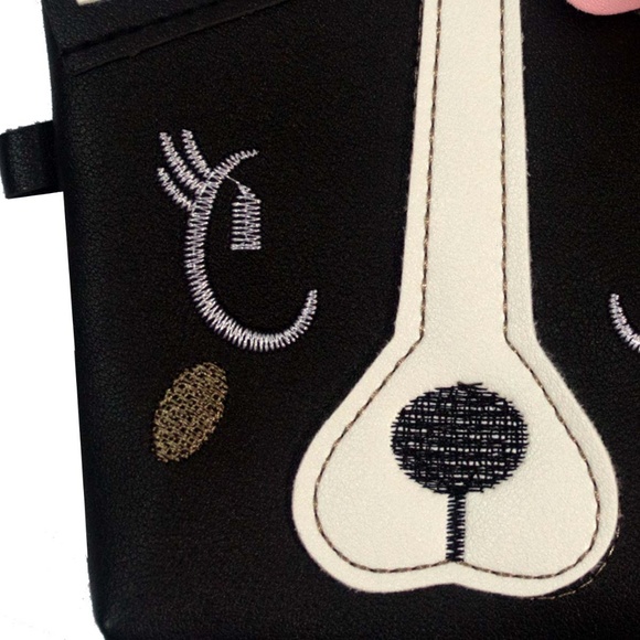 Black & White French Bulldog Crossbody Bag - Picture 4 of 5